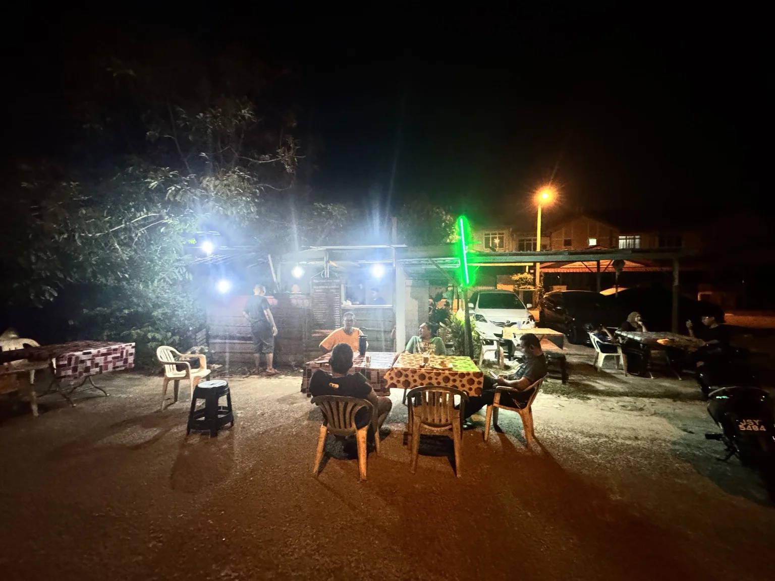 Suasana Rusli Char Kuew Tiau